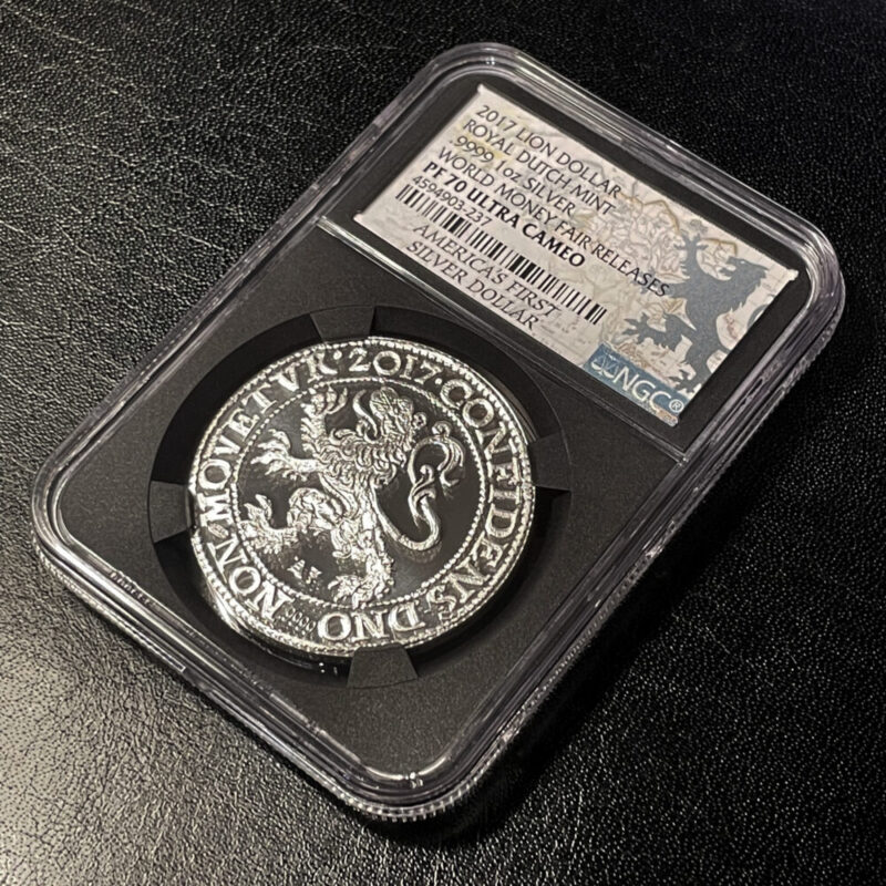 希少な初日発行 NGC PF70UC コレクターケース・証明書付】2017年